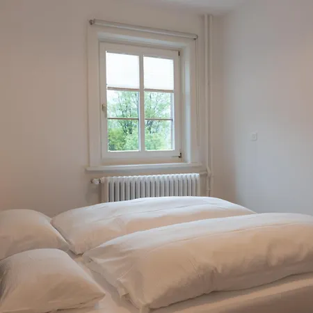 Chesa Clos Apartment *