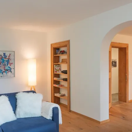 Chesa Clos Apartment