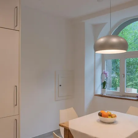 Chesa Clos Apartment Sils Baselgia